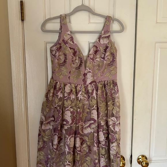 Purple Floral MARINA Cocktail Dress - Picture 8 of 9